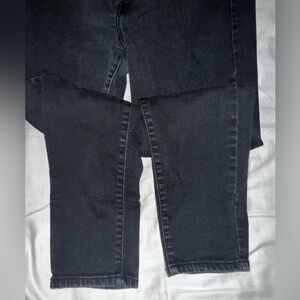 MOSSIMO black denim jeans size 18.